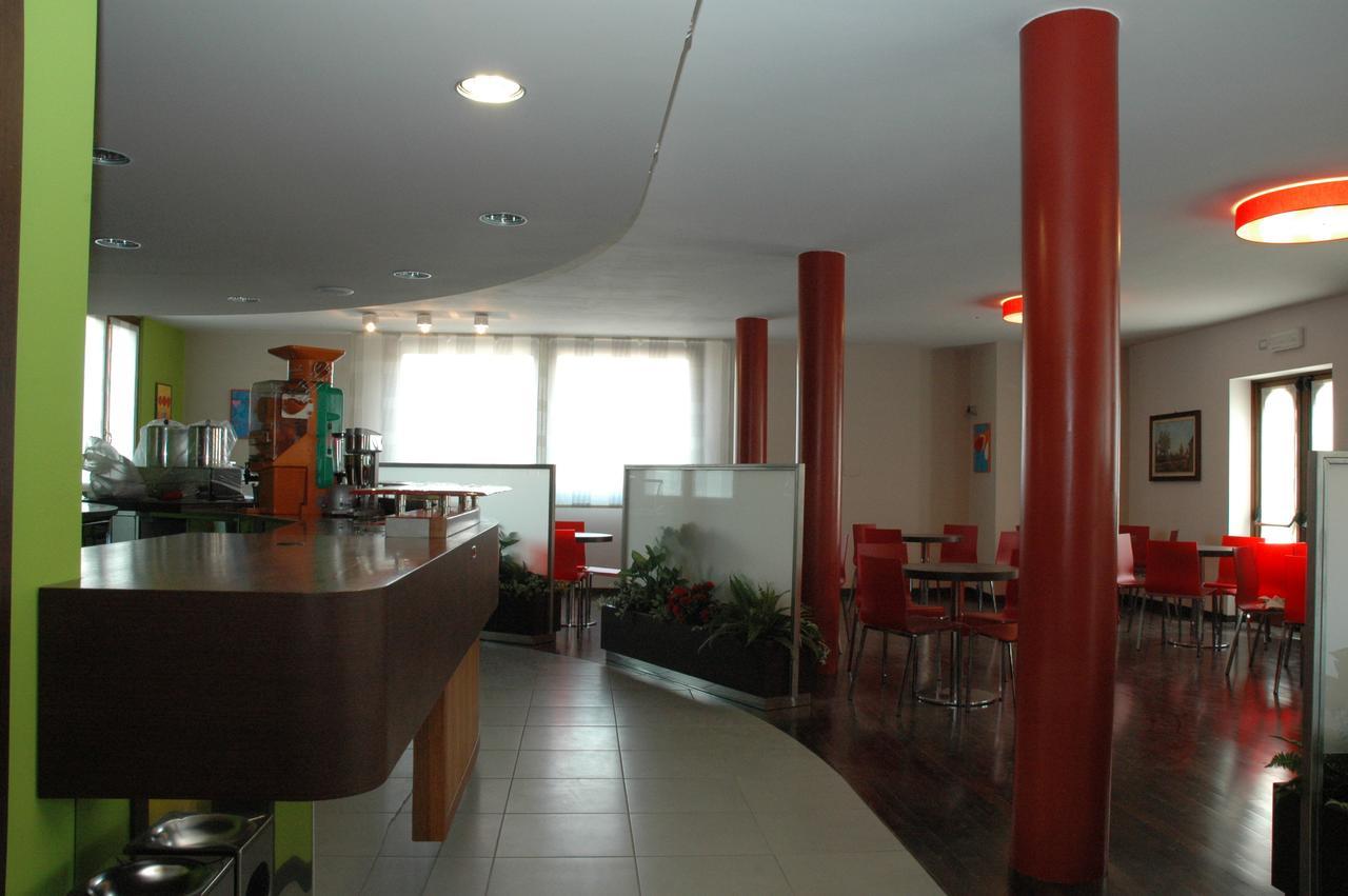 Hotel Il Borghetto Bariano Exterior foto