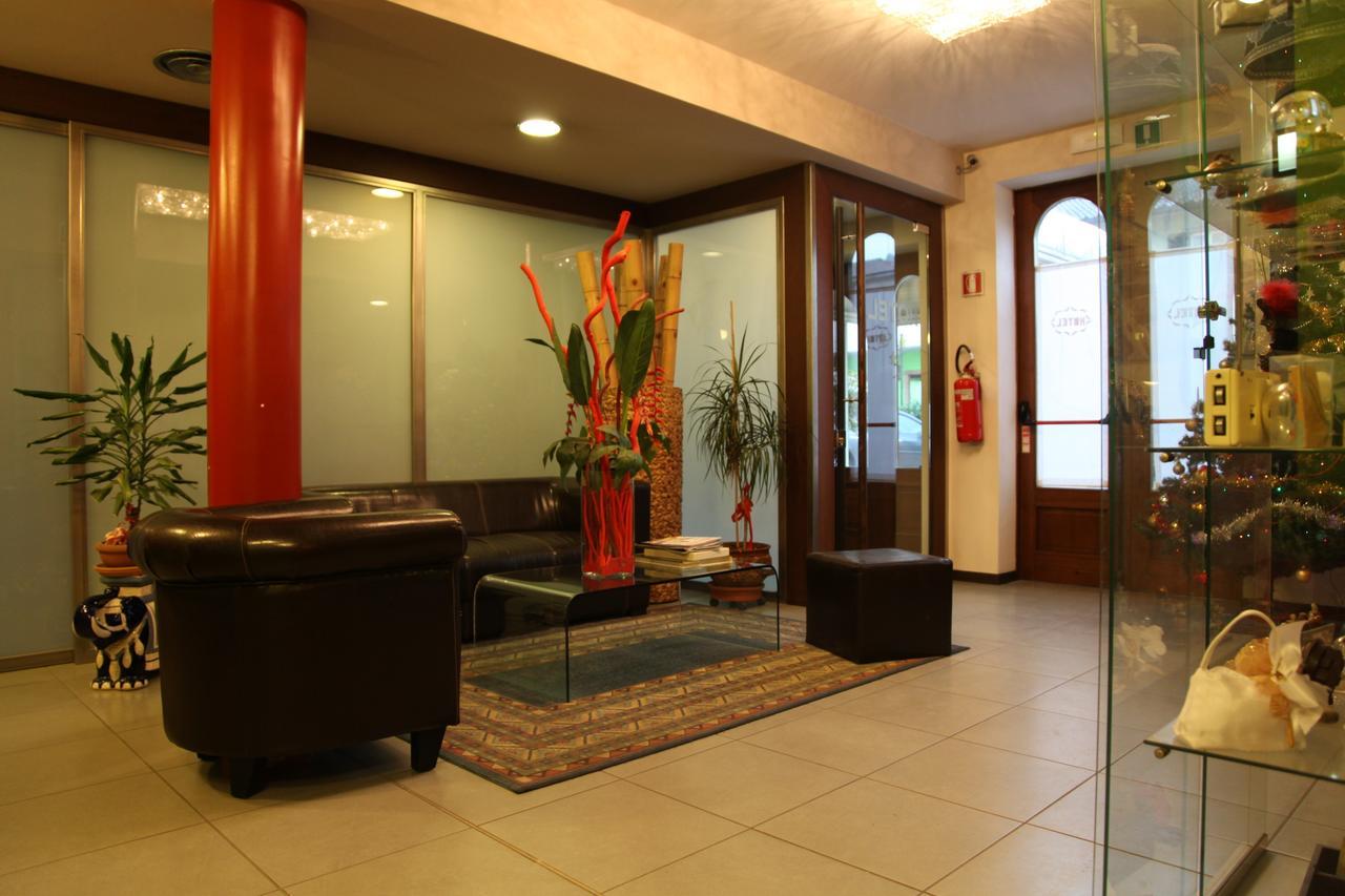 Hotel Il Borghetto Bariano Exterior foto
